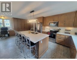 30 KING STREET N - 14