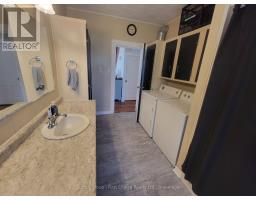 30 KING STREET N - 19