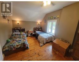 30 KING STREET N - 34