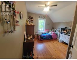 30 KING STREET N - 36