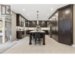 356 FALLING GREEN CRESCENT - 12