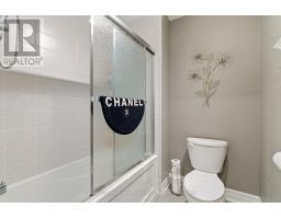 356 FALLING GREEN CRESCENT - 28