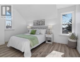 192 WILLIAM STREET W - 33