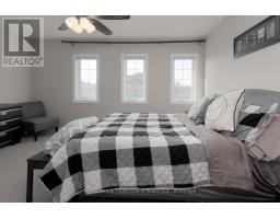 60 BROWN STREET - 20