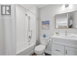 204 - 100 GORDON STREET - 16