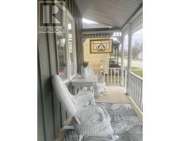 430 ALBERT STREET - 3