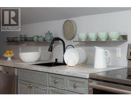 430 ALBERT STREET - 36