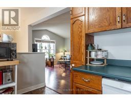 27 MCQUEEN COURT - 11