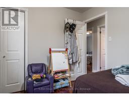 27 MCQUEEN COURT - 17