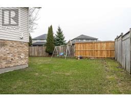 27 MCQUEEN COURT - 22