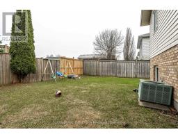 27 MCQUEEN COURT - 24