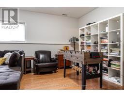 27 MCQUEEN COURT - 34