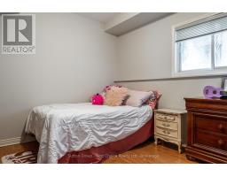 27 MCQUEEN COURT - 36