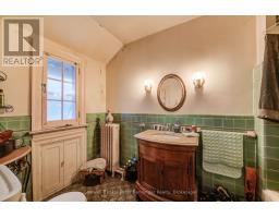 71 MARGARET AVENUE - 31