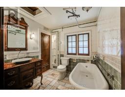 71 MARGARET AVENUE - 33