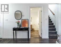 60 JONES STREET - 11