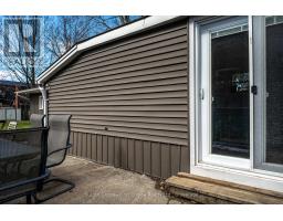 60 JONES STREET - 40