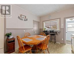 25 JARVIS STREET N - 15