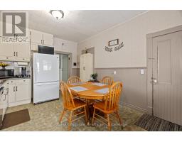 25 JARVIS STREET N - 16