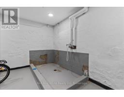 401 - 19 GUELPH AVENUE - 32