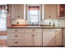 333 BARBER AVENUE N - 23