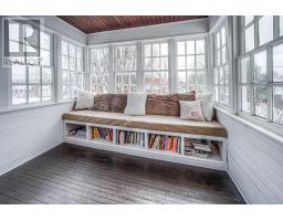 333 BARBER AVENUE N - 32