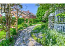 333 BARBER AVENUE N - 4