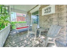 333 BARBER AVENUE N - 6