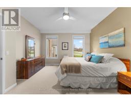 10 - 10 MACPHERSON AVENUE - 24