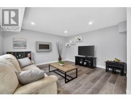 42 FRESHMEADOW WAY - 13