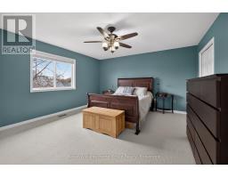 42 FRESHMEADOW WAY - 20