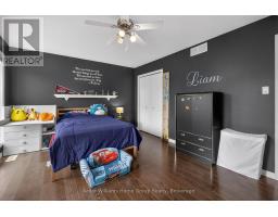 42 FRESHMEADOW WAY - 28