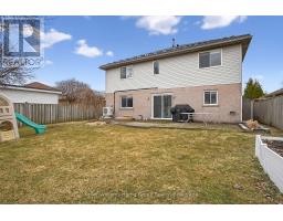 42 FRESHMEADOW WAY - 38