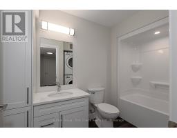 UNIT 32 - 3202 VIVIAN LINE - 12