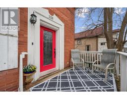 155 LANCASTER STREET E - 4