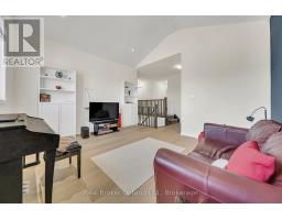 433 TWINLEAF STREET - 27