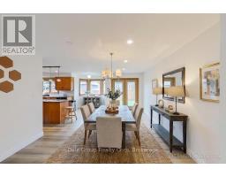 256 RIVERS BOULEVARD E - 13