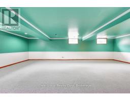 256 RIVERS BOULEVARD E - 27