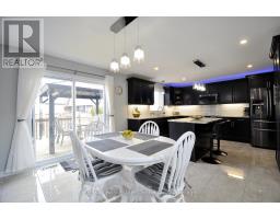 82 CURTIS STREET S - 13