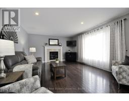 82 CURTIS STREET S - 15