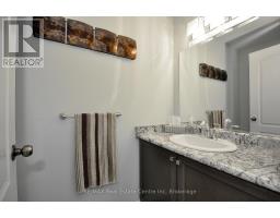 82 CURTIS STREET S - 21