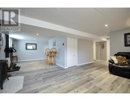 82 CURTIS STREET S - 33