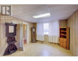 61 ST. JOHN STREET S - 11