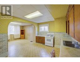 61 ST. JOHN STREET S - 12