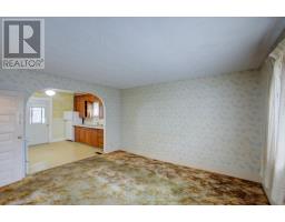 61 ST. JOHN STREET S - 17