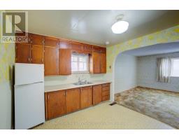 61 ST. JOHN STREET S - 21