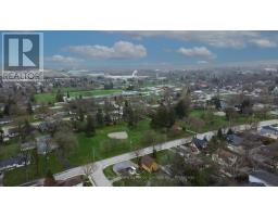 61 ST. JOHN STREET S - 43