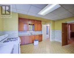 61 ST. JOHN STREET S - 9