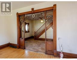 484 QUEEN STREET - 14