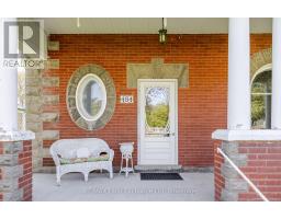 484 QUEEN STREET - 5